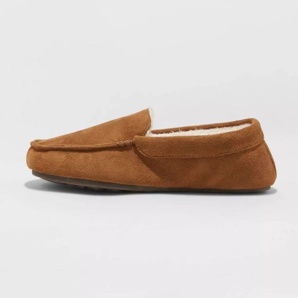Boys' Carmelo Slippers - Cat & Jack™ Tan - Picture 3 of 4